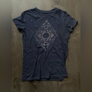 6 T-SHIRTS FOR $12